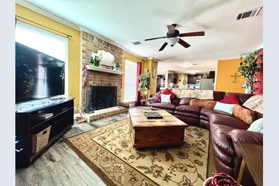 2877 Fenwick Street, Grand Prairie, TX 75052 - Photo 6