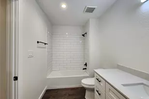 1715 Stonewall St, Greenville, TX 75401 - Photo 10