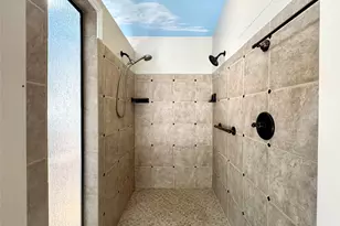 104 W Bayside Dr, Mabank, TX 75156 - Photo 16