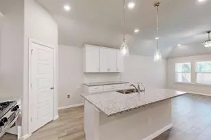 516 Big Bnd Pkwy, Princeton, TX 75407 - Photo 2