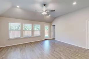 516 Big Bnd Pkwy, Princeton, TX 75407 - Photo 8