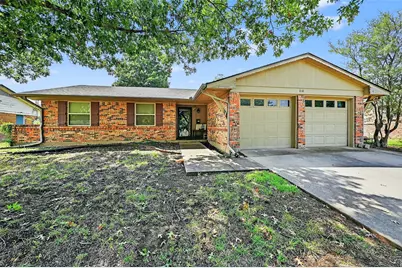 818 Patricia Drive, Sherman, TX 75090 - Photo 2