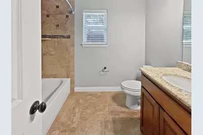 2214 Tree Top Court, Granbury, TX 76049 - Photo 20