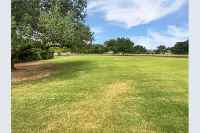 2214 Tree Top Court, Granbury, TX 76049 - Photo 22