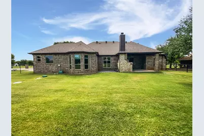 2214 Tree Top Court, Granbury, TX 76049 - Photo 8