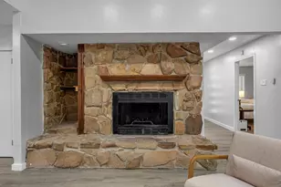 6217 Alta Oaks Dr, Garland, TX 75043 - Photo 10