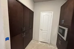 1156 Goldenrod Dr, Godley, TX 76044 - Photo 16