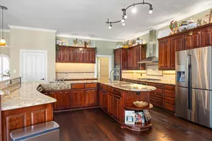 6410 Westover Dr, Granbury, TX 76049 - Photo 14