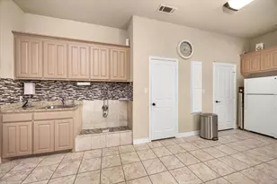 6410 Westover Dr, Granbury, TX 76049 - Photo 22