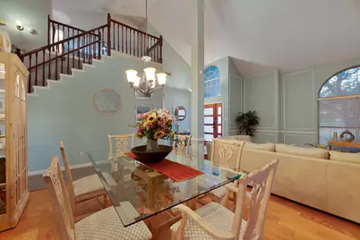 2100 Rheims Drive, Carrollton, TX 75006 - Photo 8