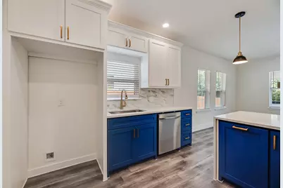 447 W Clarendon Drive, Dallas, TX 75208 - Photo 10