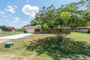 1006 Eagle Dr, Eddy, TX 76524 - Photo 24