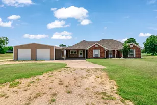 201 Fm 906 W, Powderly, TX 75473 - Photo 32