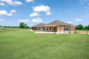 201 Fm 906 W, Powderly, TX 75473 - Photo 32