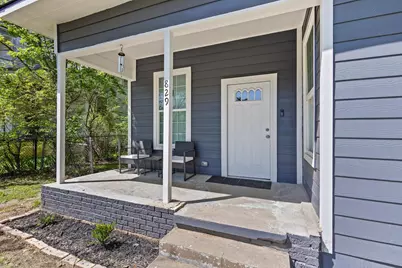 829 W Sears Street, Denison, TX 75020 - Photo 4