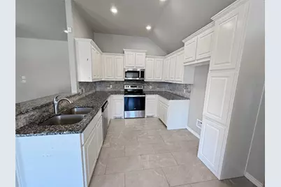 3304 White Horse Drive, Granbury, TX 76049 - Photo 10