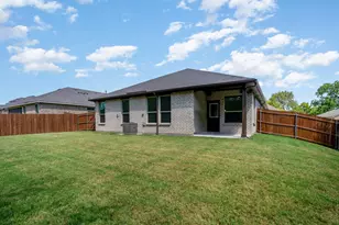 2607 Golden Bell Dr, Glenn Heights, TX 75154 - Photo 20