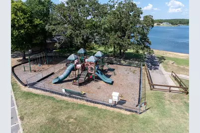 117 Modoc Trail, Lake Kiowa, TX 76240 - Photo 38