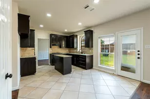 1300 Ballantrae Dr, Allen, TX 75013 - Photo 10