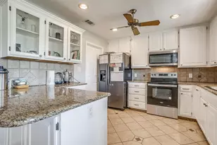 21111 Hill Terrace Dr, Whitney, TX 76692 - Photo 8