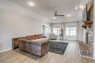 21111 Hill Terrace Dr, Whitney, TX 76692 - Photo 12