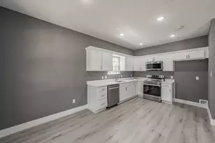 412 Matthew St, Hillsboro, TX 76645 - Photo 8