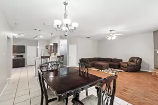 13521 Ponderosa Ranch Rd, Fort Worth, TX 76262 - Photo 10