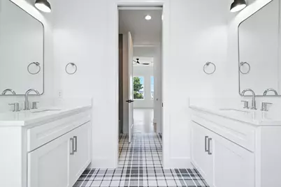 204 North Pine Street, Roanoke, TX 76262 - Photo 30