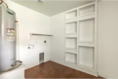 1627 N 9th Street, Waco, TX 76707 - Photo 8