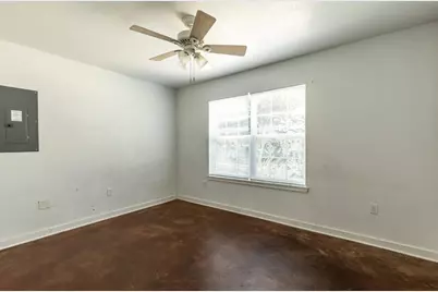 1627 N 9th Street, Waco, TX 76707 - Photo 6