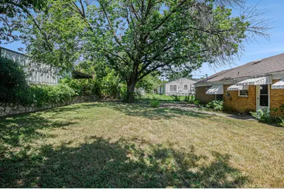 1813 Brook Hollow Drive, Fort Worth, TX 76114 - Photo 34