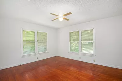 1813 Brook Hollow Drive, Fort Worth, TX 76114 - Photo 20