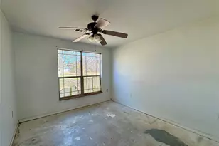 1345 Oak Hill Rd, Valley View, TX 76272 - Photo 10