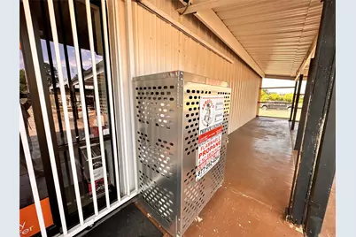 1137 S Highway 377, Pilot Point, TX 76258 - Photo 10
