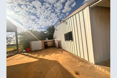 1137 S Highway 377, Pilot Point, TX 76258 - Photo 20