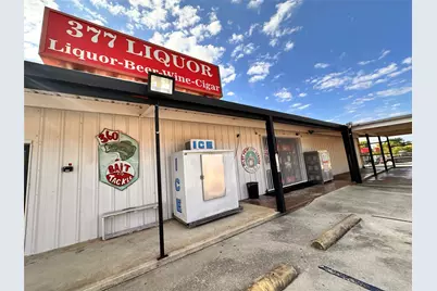 1137 S Highway 377, Pilot Point, TX 76258 - Photo 8