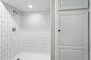 9803 Smokefeather Ln, Dallas, TX 75243 - Photo 24