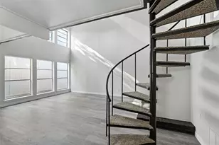 9803 Smokefeather Ln, Dallas, TX 75243 - Photo 32