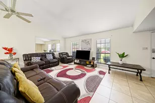 2121 Newbury Dr, Arlington, TX 76014 - Photo 4