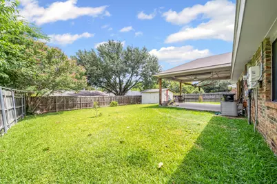 2121 Newbury Drive, Arlington, TX 76014 - Photo 22