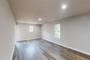 4026 Myrtle St, Dallas, TX 75215 - Photo 4