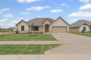 725 Jameson, Springtown, TX 76082 - Photo 4