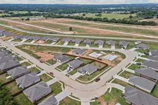 725 Jameson, Springtown, TX 76082 - Photo 36