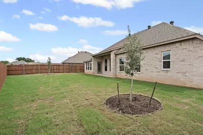 725 Jameson, Springtown, TX 76082 - Photo 32