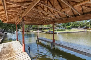 4102 Apache Trail Ct, Granbury, TX 76048 - Photo 32