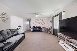 1705 W Taylor St, Clarksville, TX 75426 - Photo 4