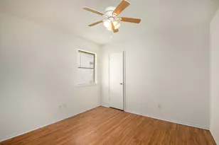 6819 W Cleburne Rd, Fort Worth, TX 76133 - Photo 18