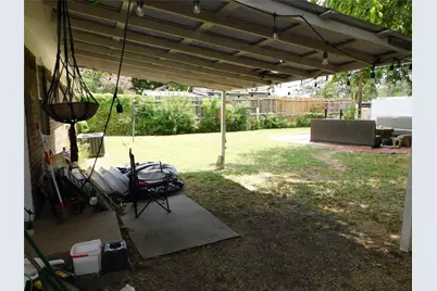 818 Rosewood Hills Drive, Garland, TX 75040 - Photo 16