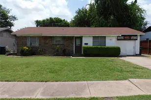 818 Rosewood Hills Dr, Garland, TX 75040 - Photo 1