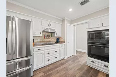 810 Waite Dr., Lewisville, TX 75077 - Photo 10